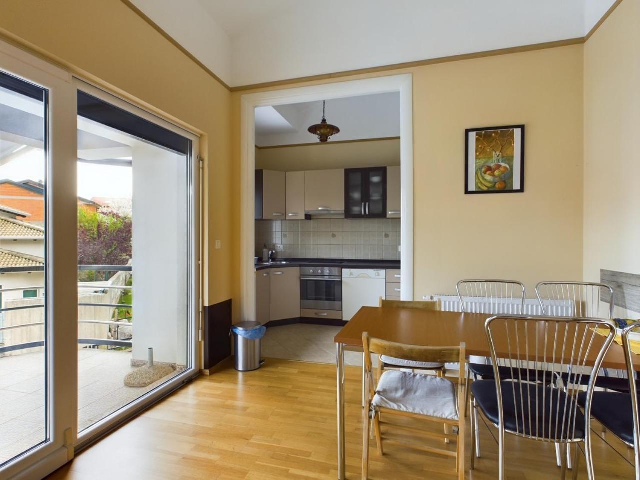 Villa Vila Ловран Екстериор снимка